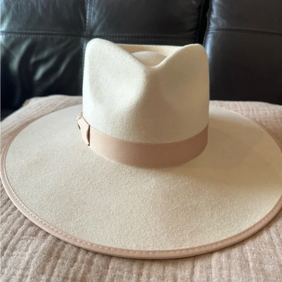 Like new lack of color ivory rancher hat - Picture 4 of 8